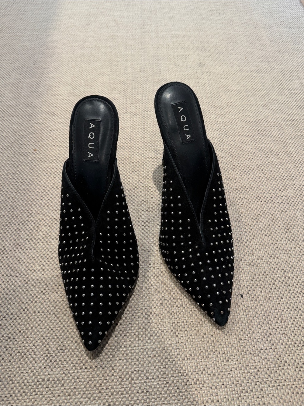AQUA Flame Studded Black Suede Heel Pumps Shoes